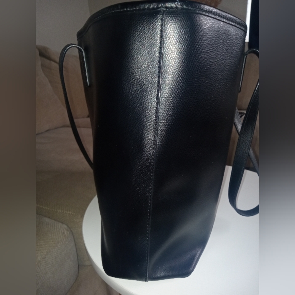 Michael Kors Medium Multifunctional Black Tote - image 3